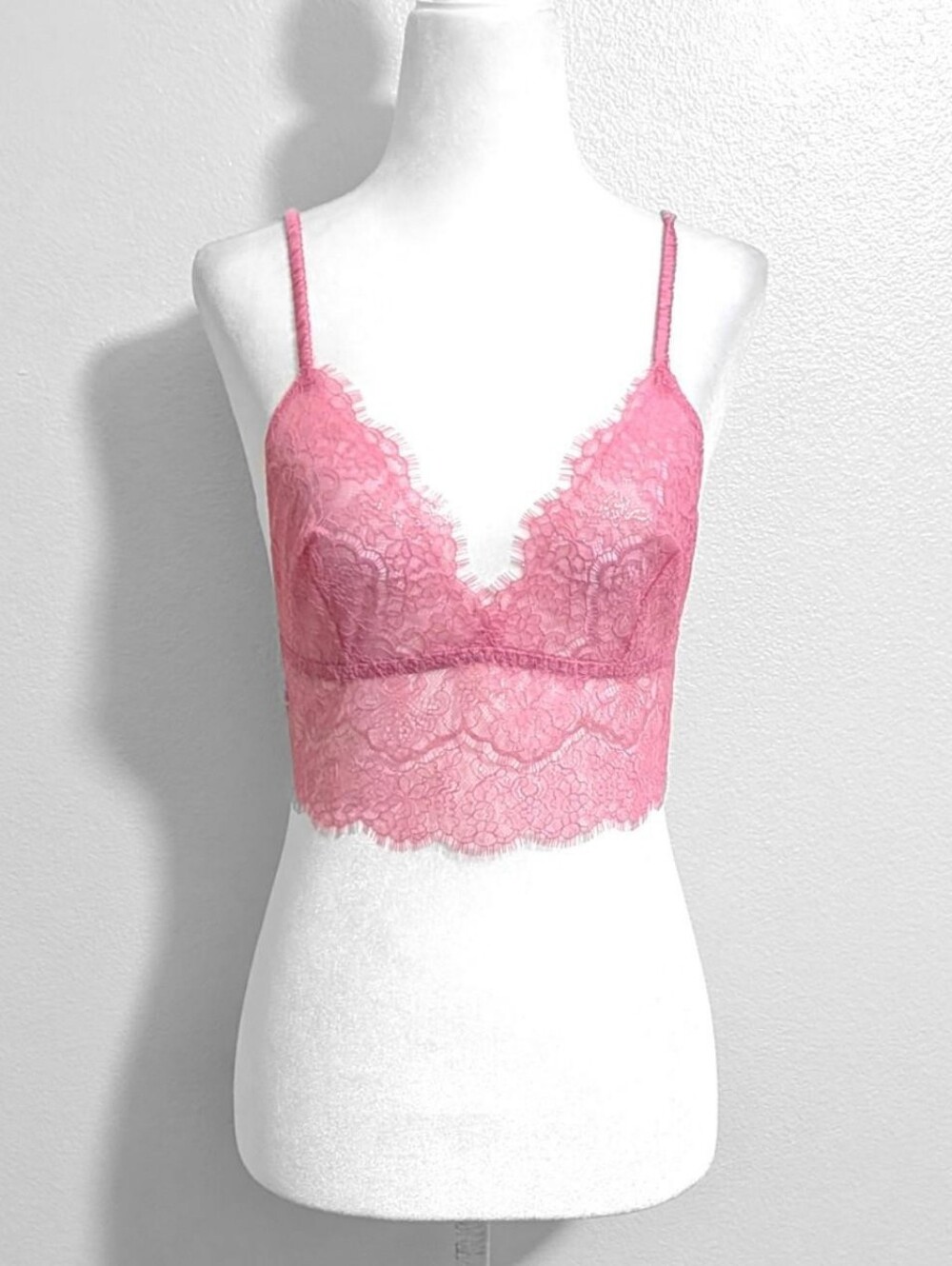 Victoria's Secret Pink Coquette Sheer Shimmery Floral Lace Bralette | Size M